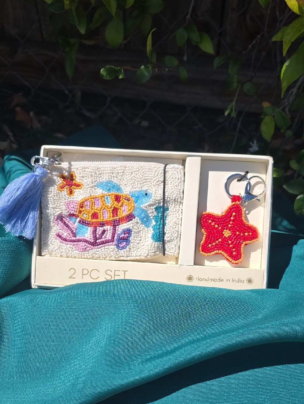 Handmade Beaded Turtle Coin Purse & Star Keychain Set